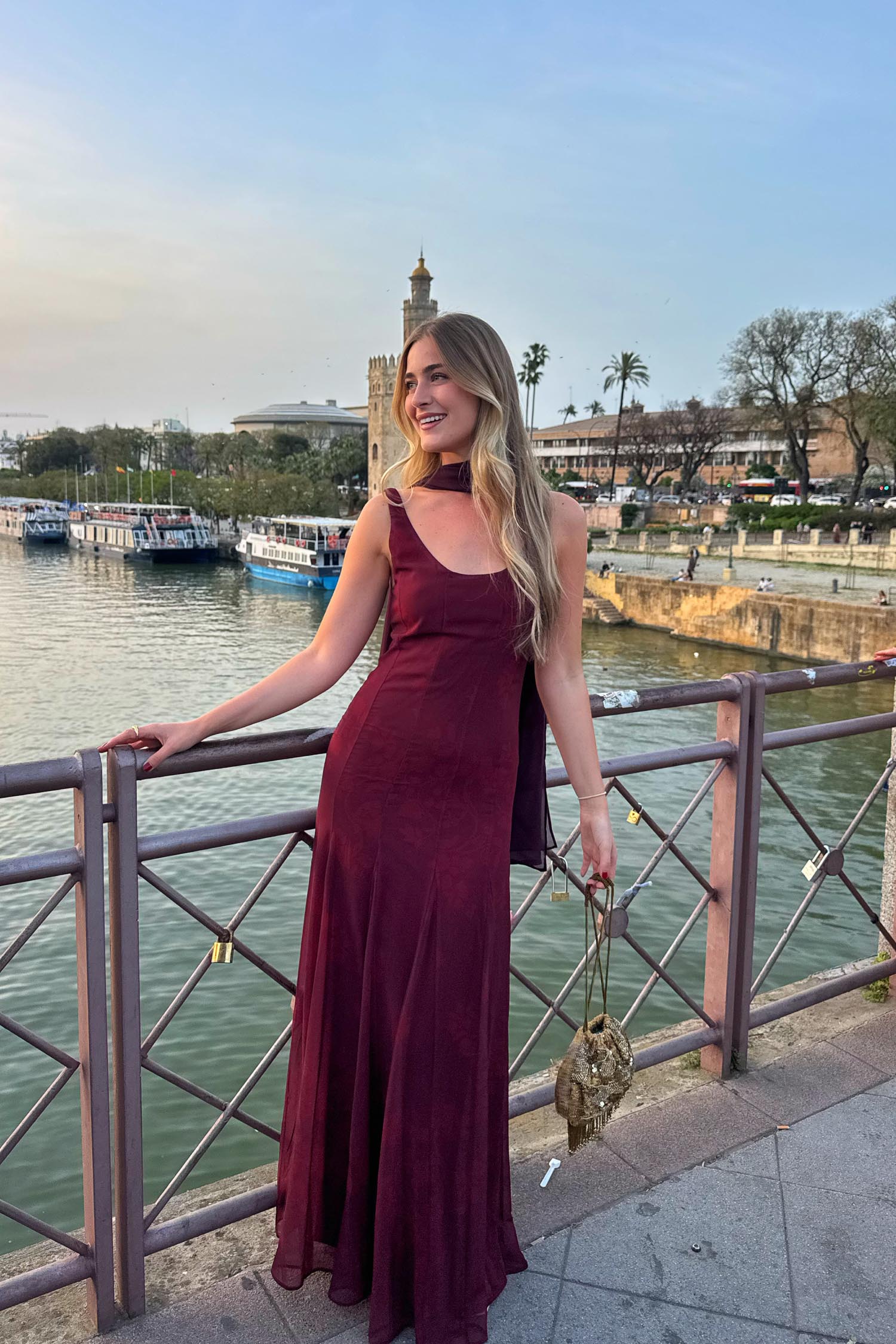 Vestido Ondina Ipé Granate