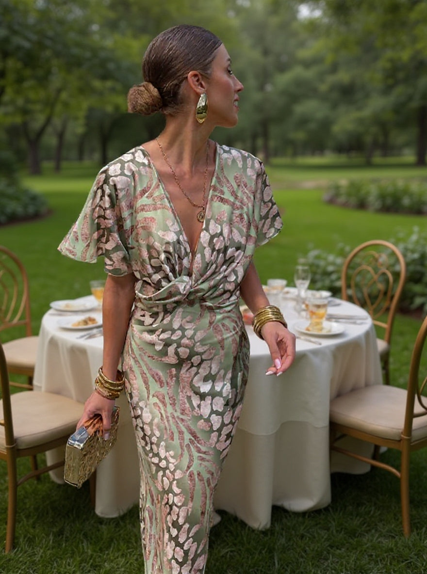 Vestido Midi Estampado Animal Print con Nudo Frontal
